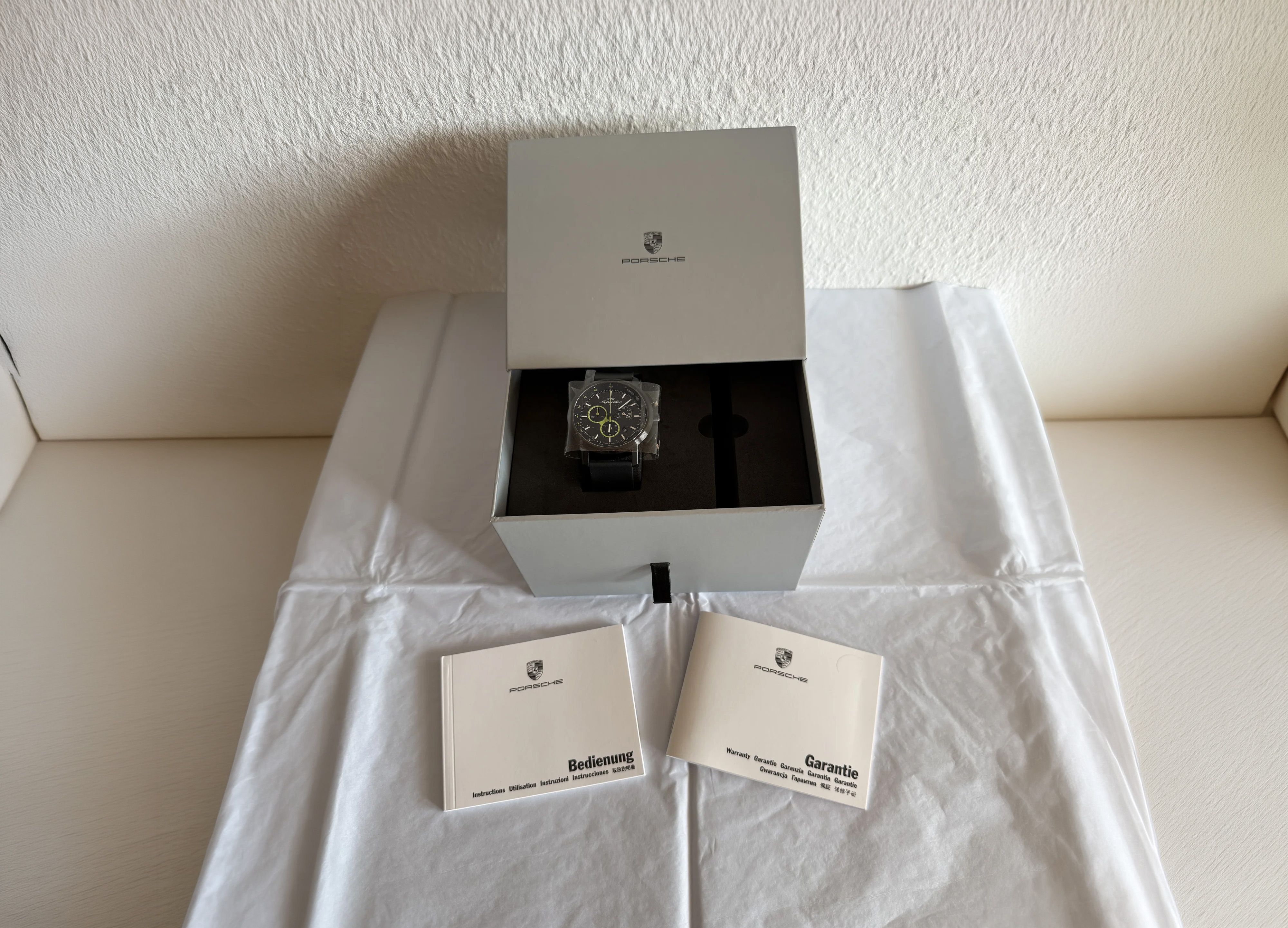 No Reserve Porsche Classic 918 Spyder Chronograph Limited Edition
