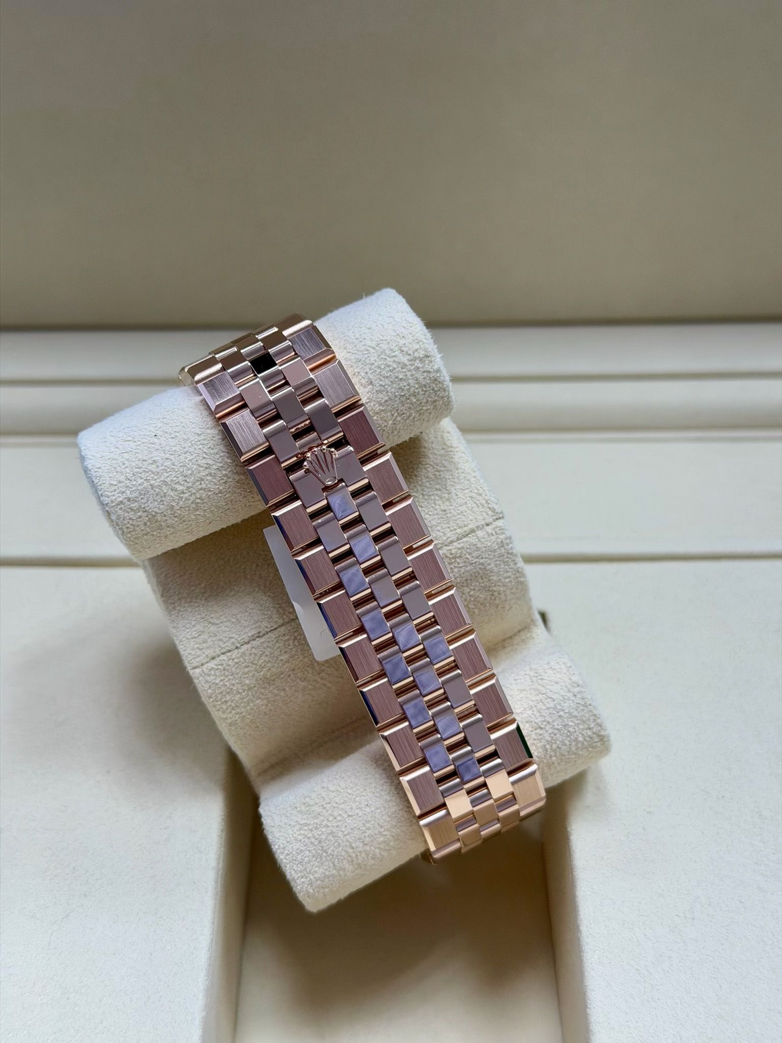 2026 Rolex Land Dweller 18k Everose Gold Diamond Bezel Watch Ref