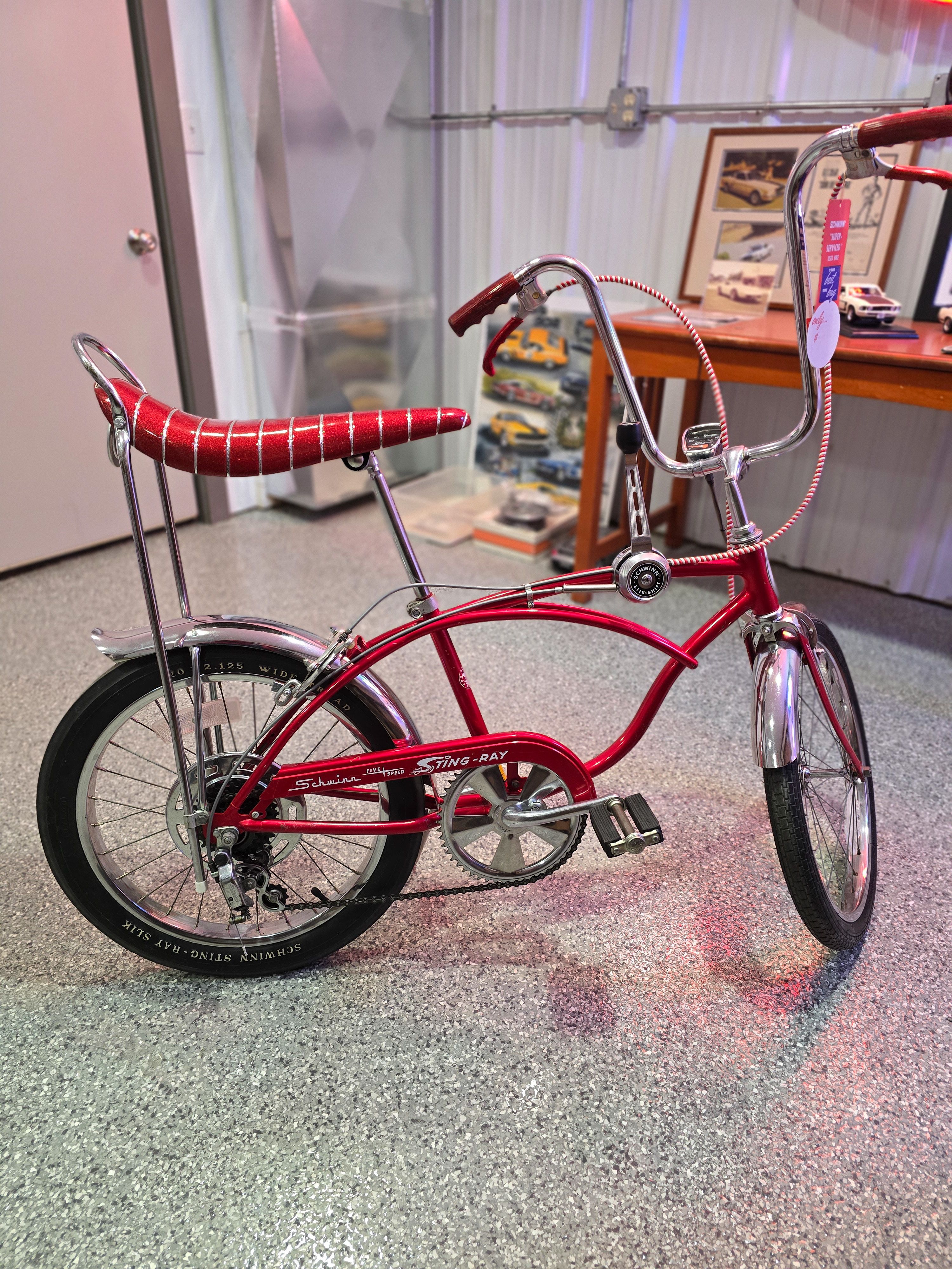 激レア Schwinn Sting-Ray SLIK Restored Vintage 1972 Schwinn Sting-Ray 5 Speed Bicycle