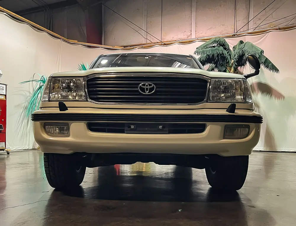   Weihnachten 1998 お値下げ 20k-Mile 1998 Toyota Land Cruiser VX Limited V8 — Auction Ended
