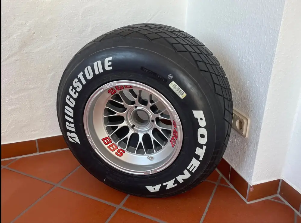 No Reserve Ferrari Formula 1 F399/F1 2000 BBS Front Wheel with