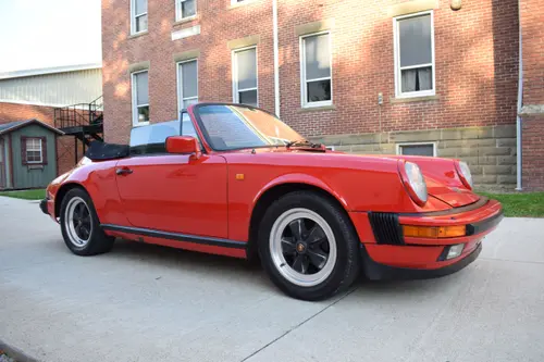 RoW 1984 Porsche 911 Carrera Cabriolet
