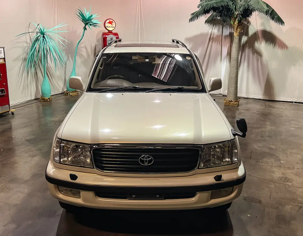 20k-Mile 1998 Toyota Land Cruiser VX Limited V8 — Auction Ended