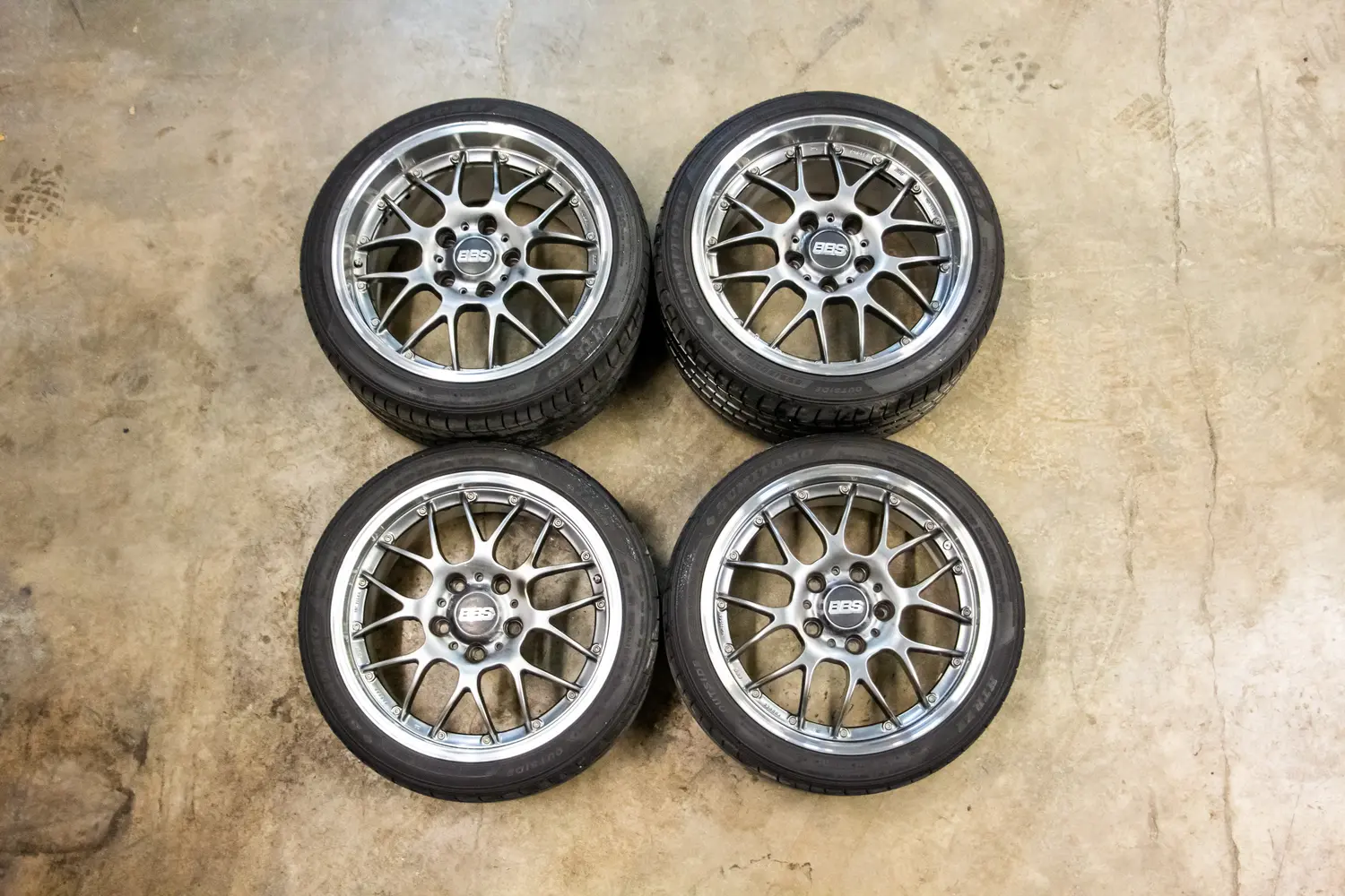 No Reserve 8