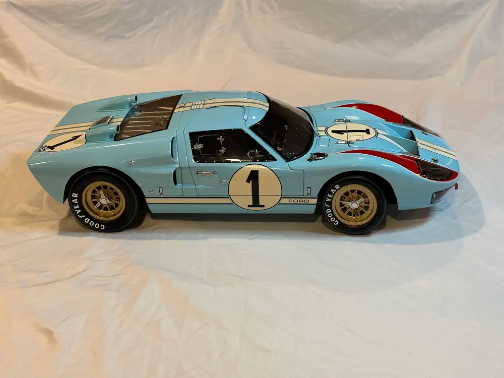 No Reserve Exoto 1966 Ford GT40 MKII #1 LeMans 24 hour 1:10 Replica