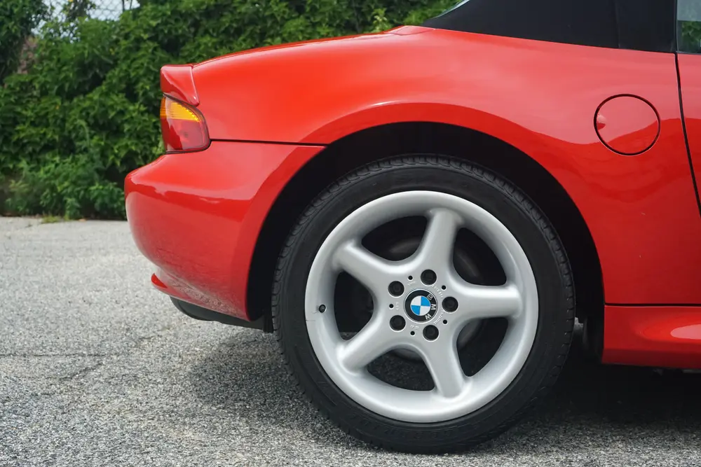 No Reserve 26k-Mile 1998 BMW Z3 2.8 Roadster 5-Speed — Sold