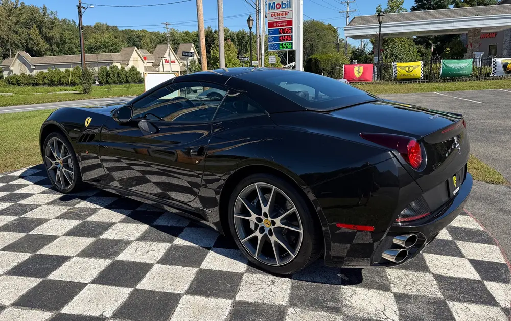 16k-Mile 2012 Ferrari California Auction — Ends Oct 15 | PCARMARKET