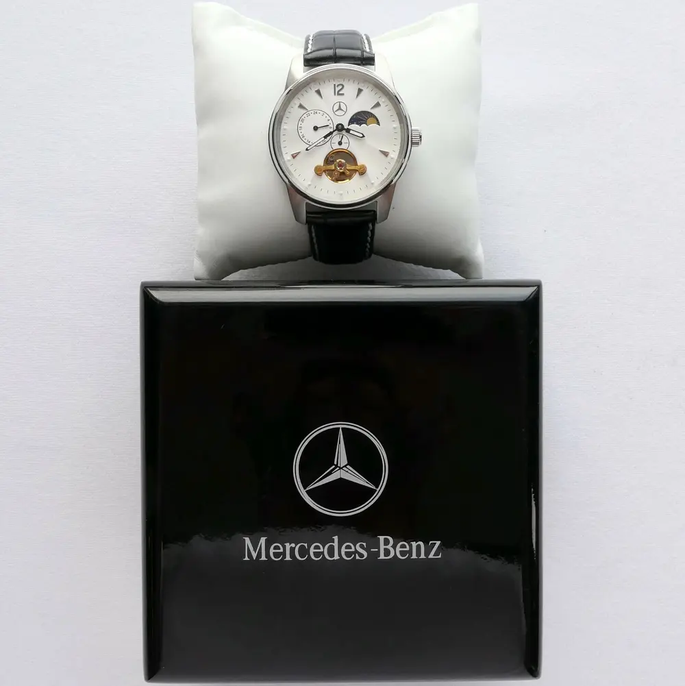 NOS Unworn Mercedes Benz Classic Dual Time Zone Design GMT