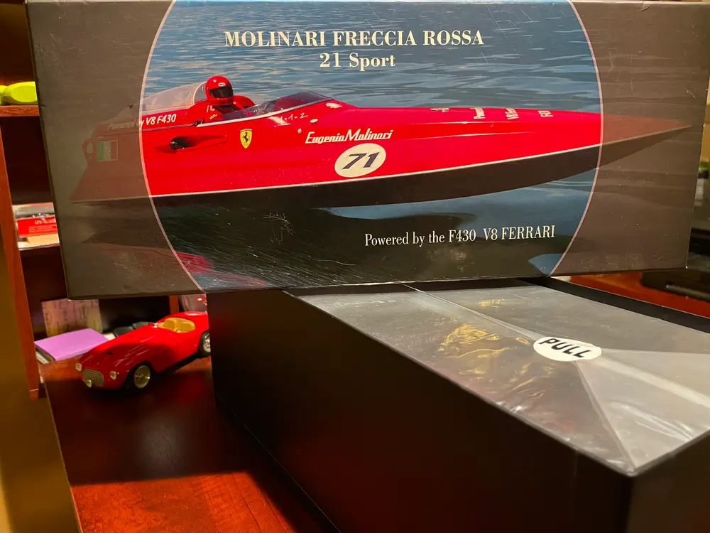 Ferrari Freccia Rossa Speed Boat 1:18 Scale Model — Sold | PCARMARKET