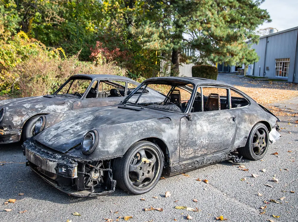 NO RESERVE 1990 Porsche 964 Carrera 4 Coupe 5-Speed 