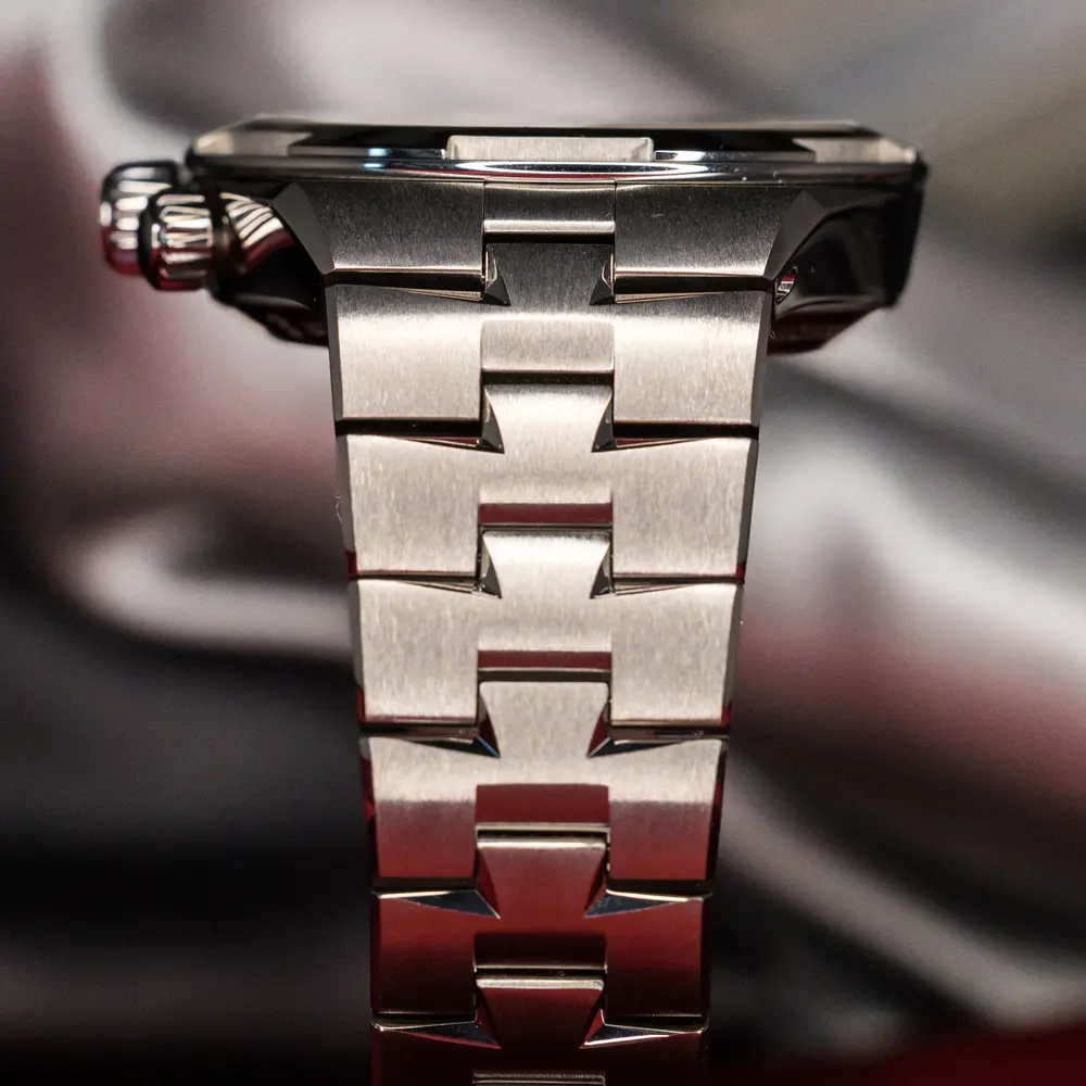 24-Hour Auction: 2024 Vacheron Constantin Overseas Chronograph Panda ...