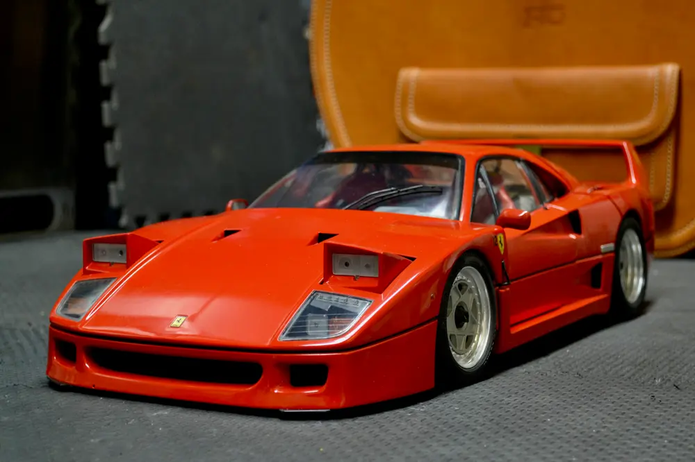 1:8 Scale Ferrari F40 Model By Rivarossi — Sold | PCARMARKET