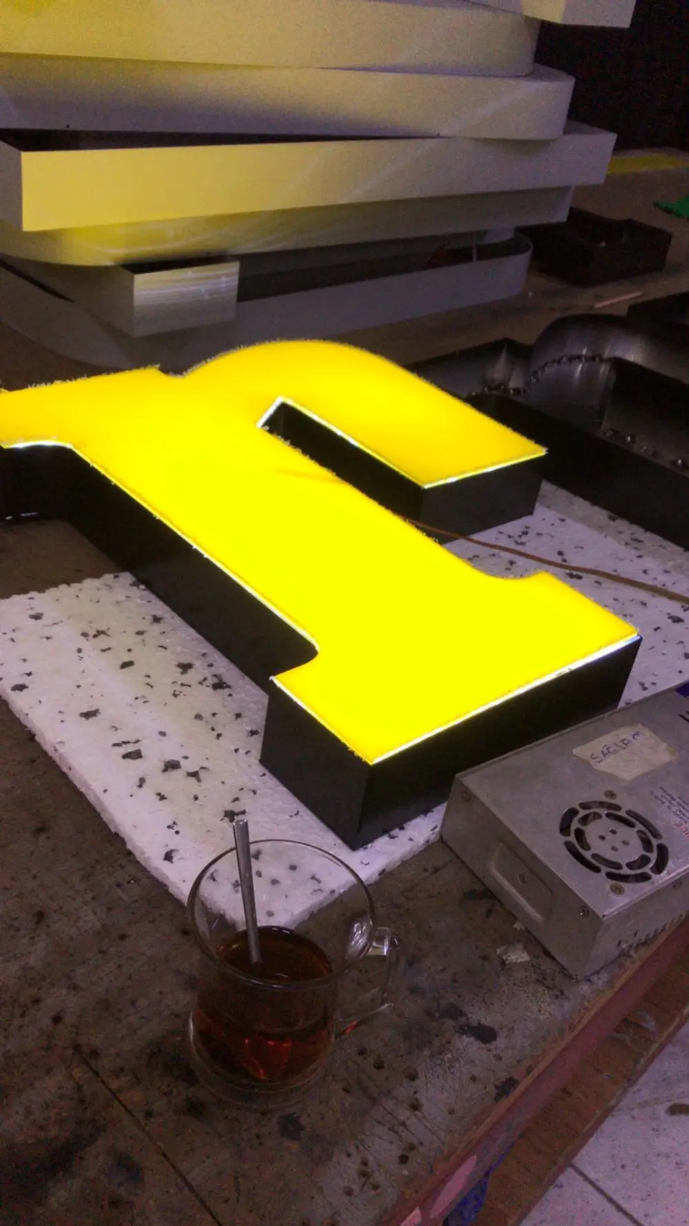 No Reserve Large Illuminated Ferrari Style Sign — Sold | PCARMARKET