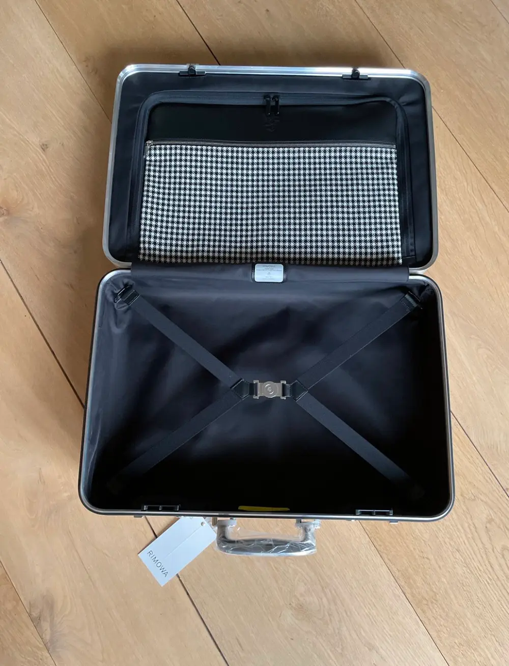 Limited Edition RIMOWA X PORSCHE Hand-Carry Case Pepita #829/911