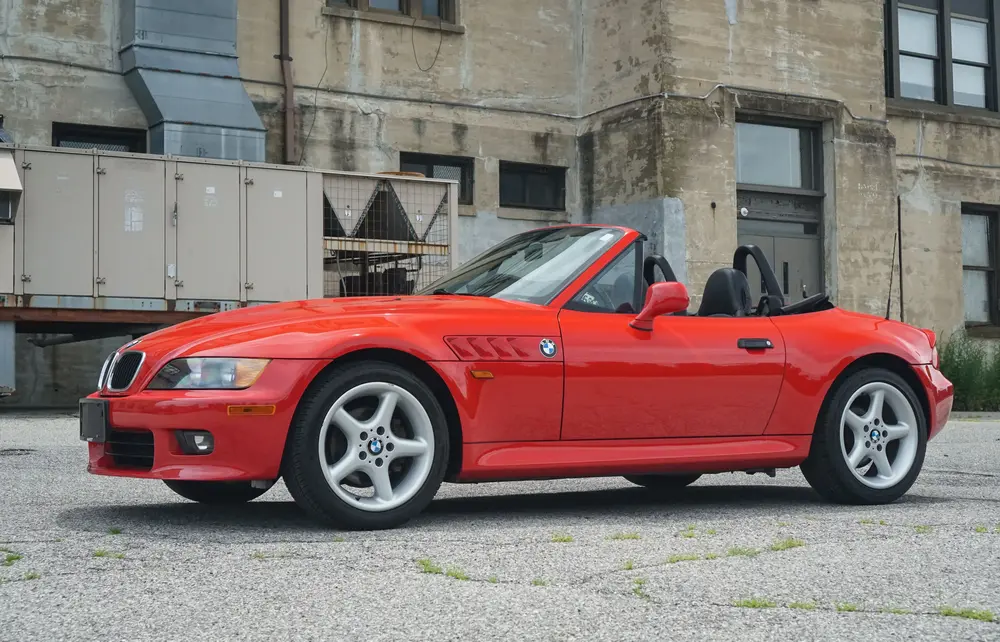 No Reserve 26k-Mile 1998 BMW Z3 2.8 Roadster 5-Speed — Sold