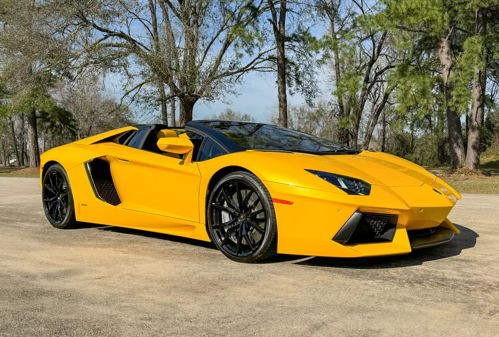 10k-Mile 2015 Lamborghini Aventador LP 700-4 Roadster — Sold