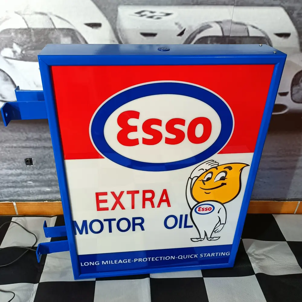 【未使用】ESSO MOTOR OIL オイル缶風　ヴィンテージ　ボード No Reserve Esso Extra Motor Oil Sign — Sold | PCARMARKET