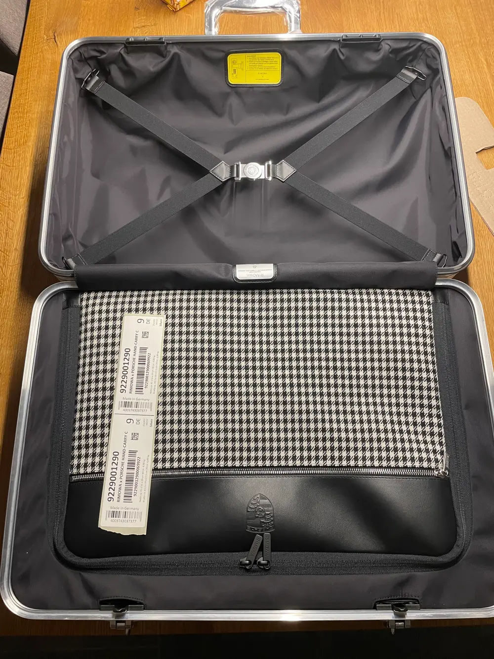 Limited Edition RIMOWA X PORSCHE Hand-Carry Case Pepita #366/911