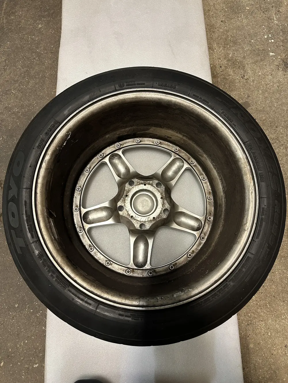 Set of Fikse Fm5 Classic Forged Wheels and Toyo R888 Tires — Sold