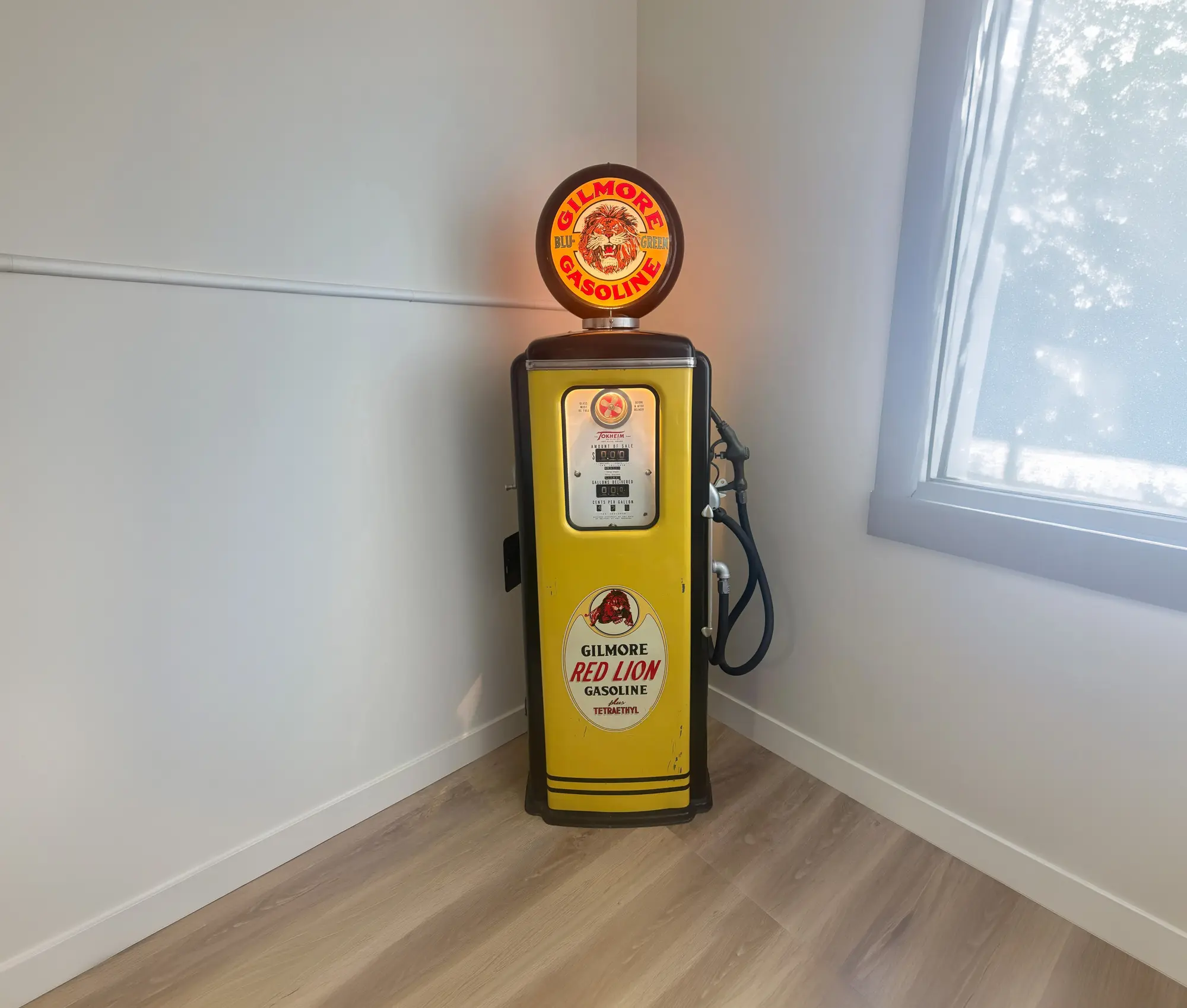Tokheim Model 39 Gilmore Red Lion Gas Pump — Auction Ended