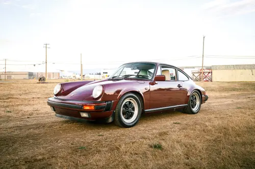 RoW 1984 Porsche 911 Carrera Coupe