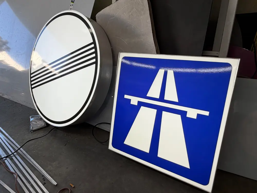 Set of Illuminated German Republic Autobahn Highway Signs for Sale