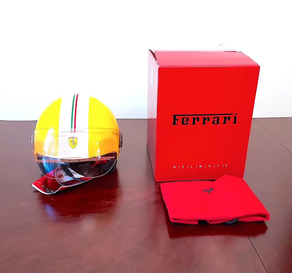 No Reserve Ferrari Rosso Helmet — Sold | PCARMARKET
