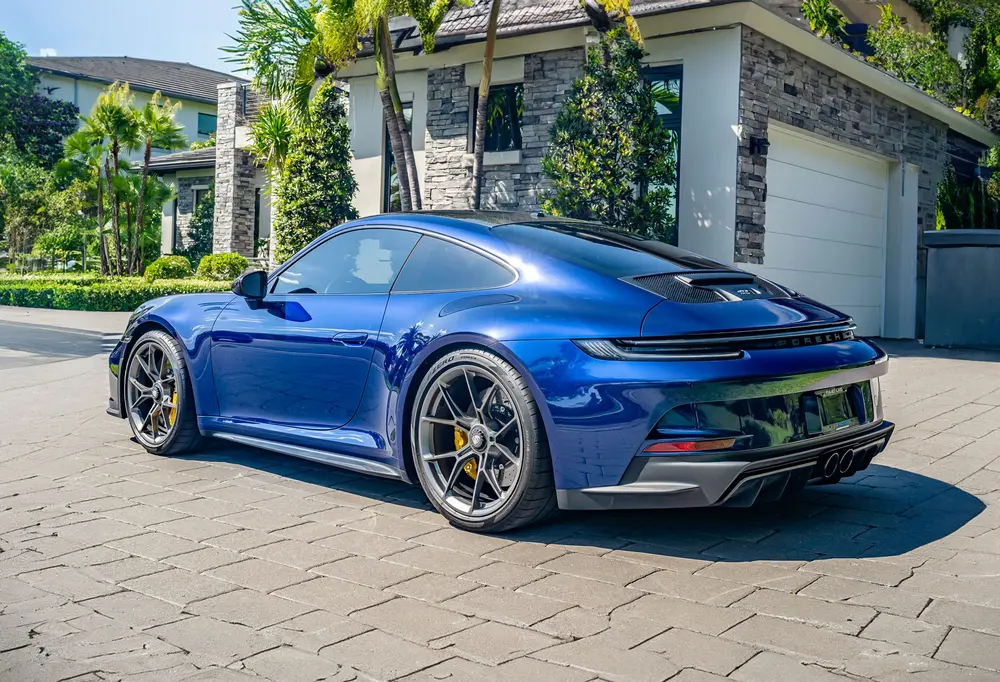 プレ3 3k-Mile 2023 Porsche 992 GT3 Touring 6-Speed — Auction Ended