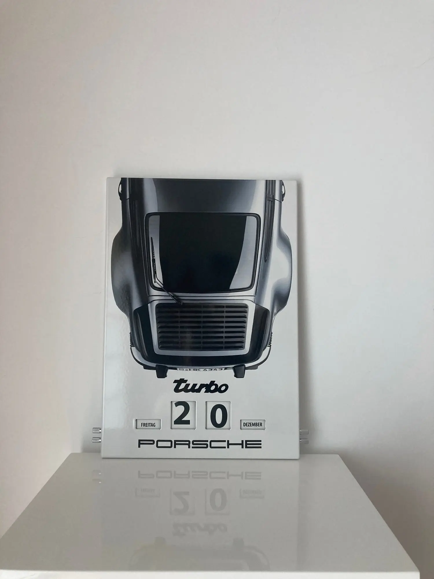 24CH△NNEL   vol.1/vol.2/vol.3 No Reserve Enamel Porsche 911 Turbo Perpetual Calendar w/Original Box