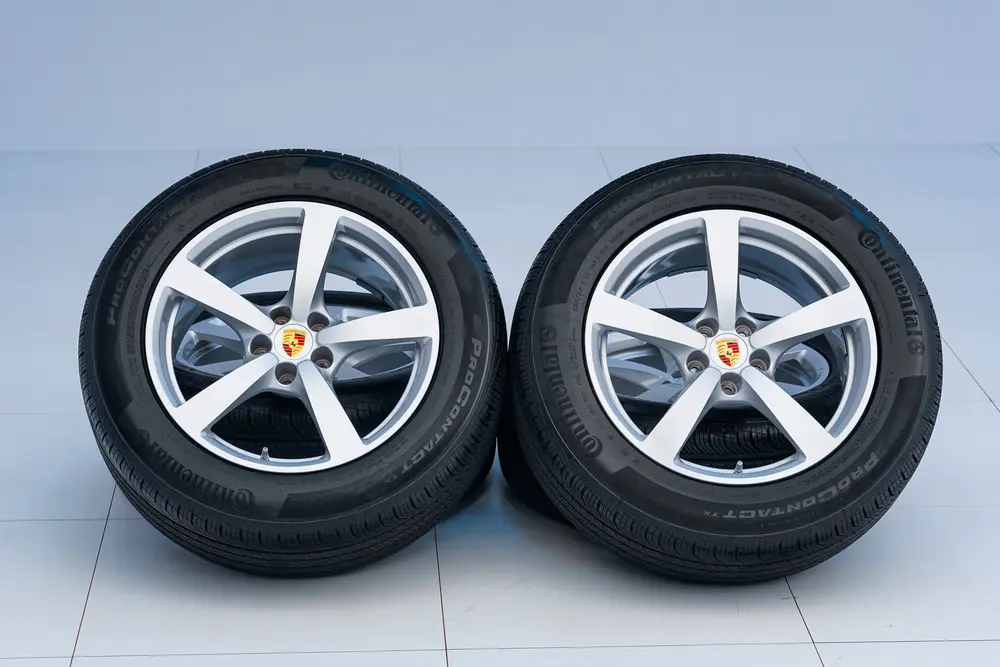 No Reserve Porsche Macan Wheels and Tires — Sold | PCARMARKET