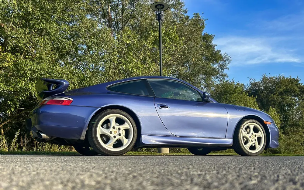 39k-Mile 1999 Porsche 996 Carrera 4 Coupe Aerokit — Auction Ended