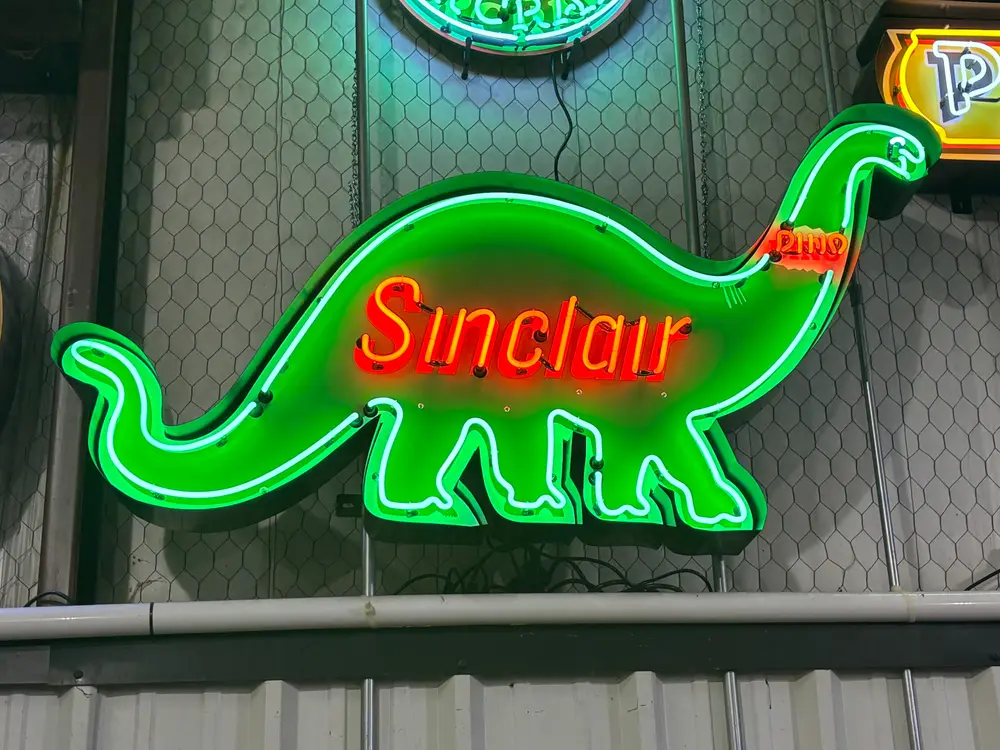 Sinclair Dino Neon Sign — Auction Ended | PCARMARKET
