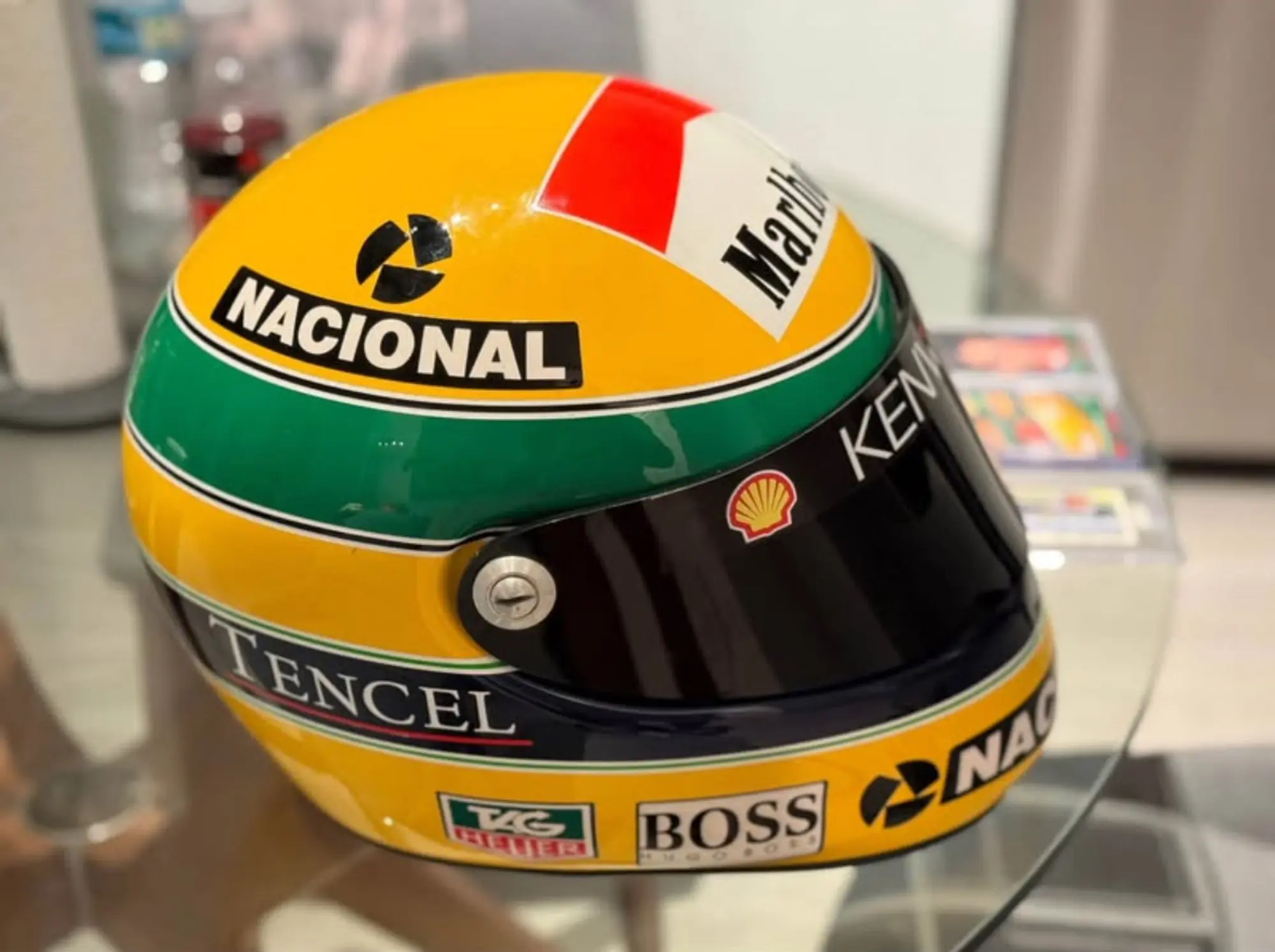 r10.senna ページ No Reserve Ayrton Senna 1:1 Scale Replica Helmet and PSA Cards — Sold
