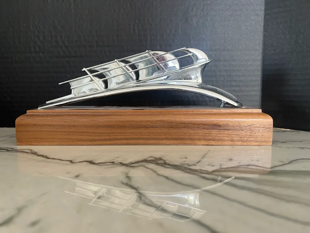 【希少】ハイドアウトクラフト　BEEシェード No Reserve Vintage Automotive Mascots — Sold | PCARMARKET