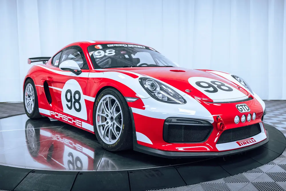 2016 Porsche 981 Cayman GT4 Clubsport MR Manthey-Racing — Sold