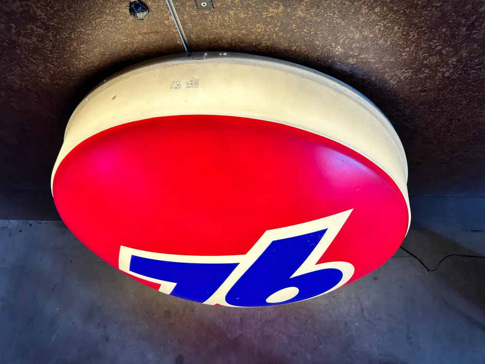 Illuminated Union 76 Sign — Auction Ended | PCARMARKET