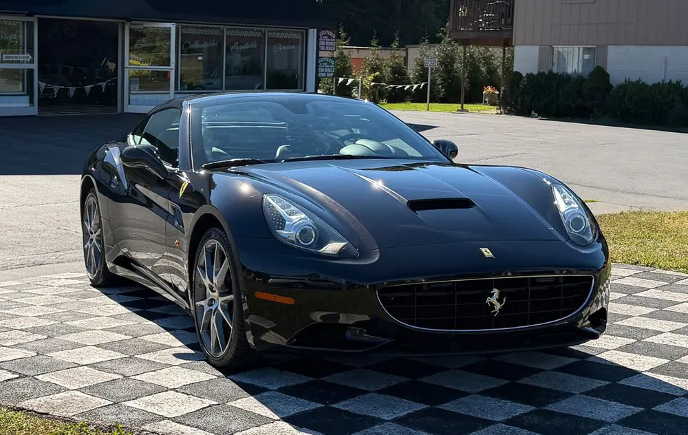 16k-Mile 2012 Ferrari California Auction — Ends Oct 15 | PCARMARKET