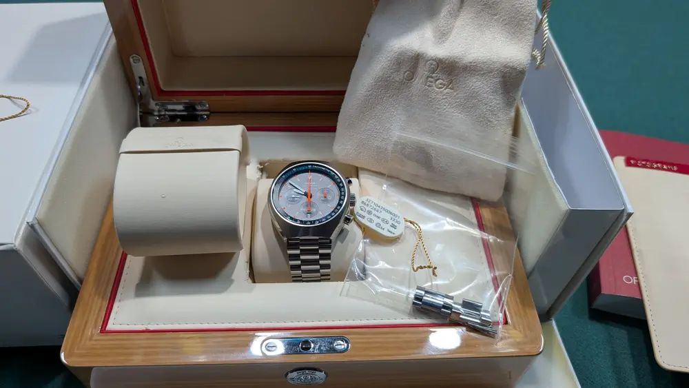 The Omega Speedmaster Mark II Ref. 327.10.43.50.06.001 Auction