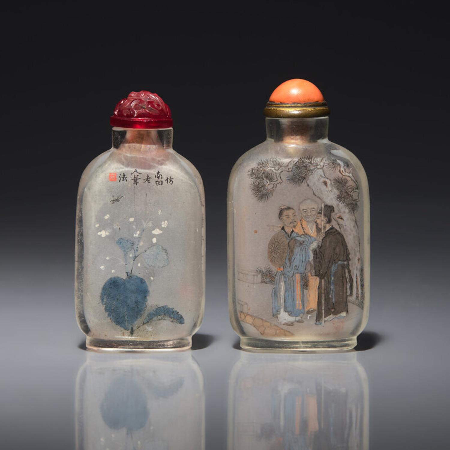 Two Chinese Interior Decorated Glass Snuff Bottles, Ma Shaoxuan, Late 19th-Early 20th Century 晚清-民國 馬少宣玻璃内畫鼻烟壺兩支