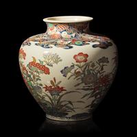 A Japanese "Gosu Blue"-Decorated Satsuma Vase, Tawara Koseki, Meiji Period 日本明治時期 薩摩燒花卉紋賞瓶