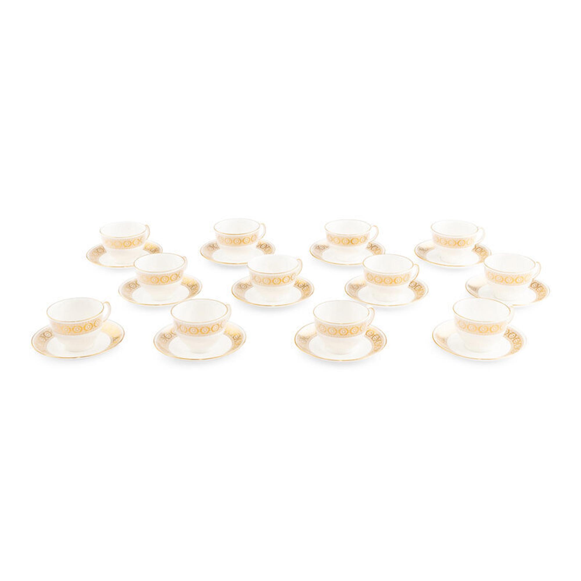 A Wedgwood Marguerite Porcelain Dinner Service