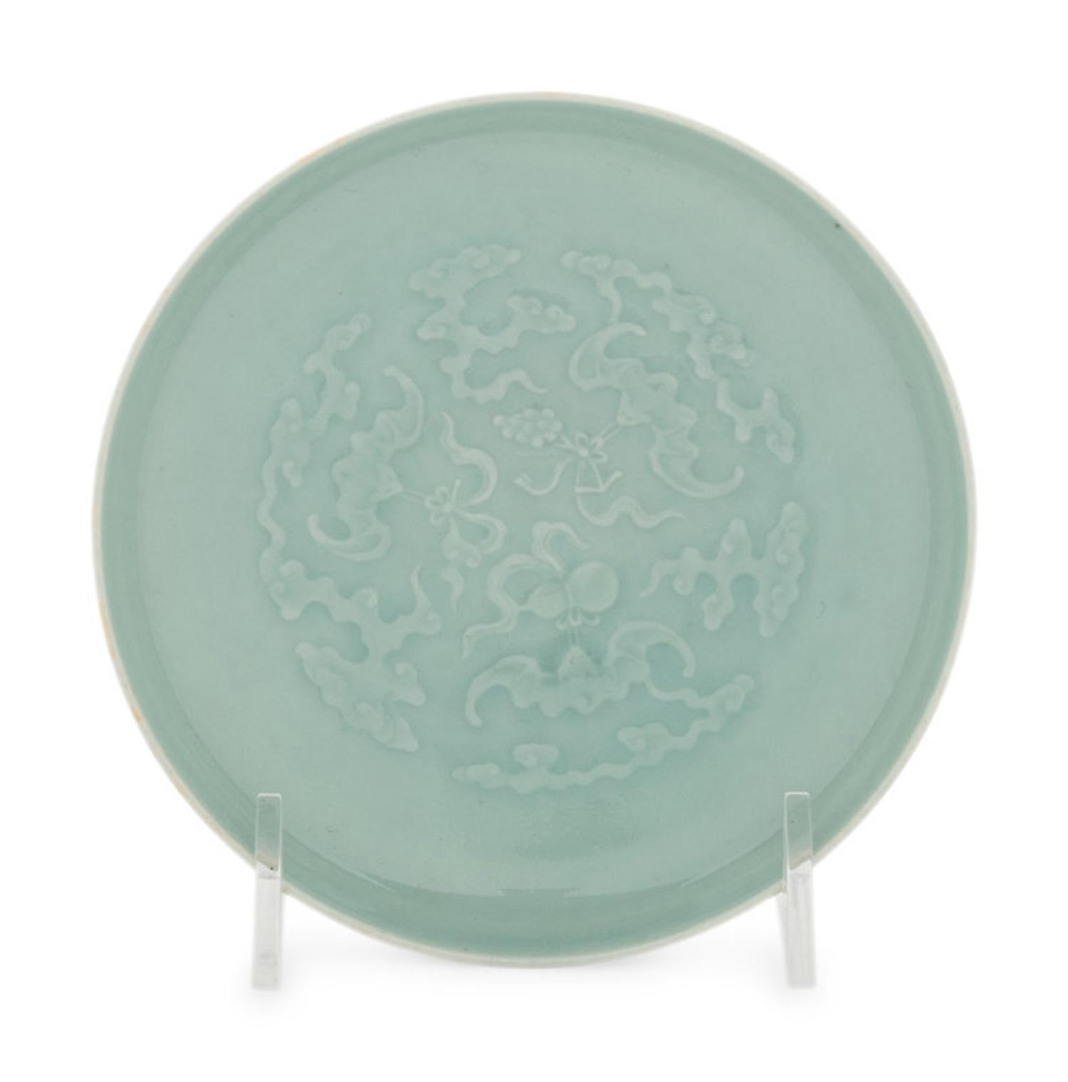 A Celadon Glazed Porcelain Ink Palette 乾隆款 粉青釉福祿萬代紋筆舔