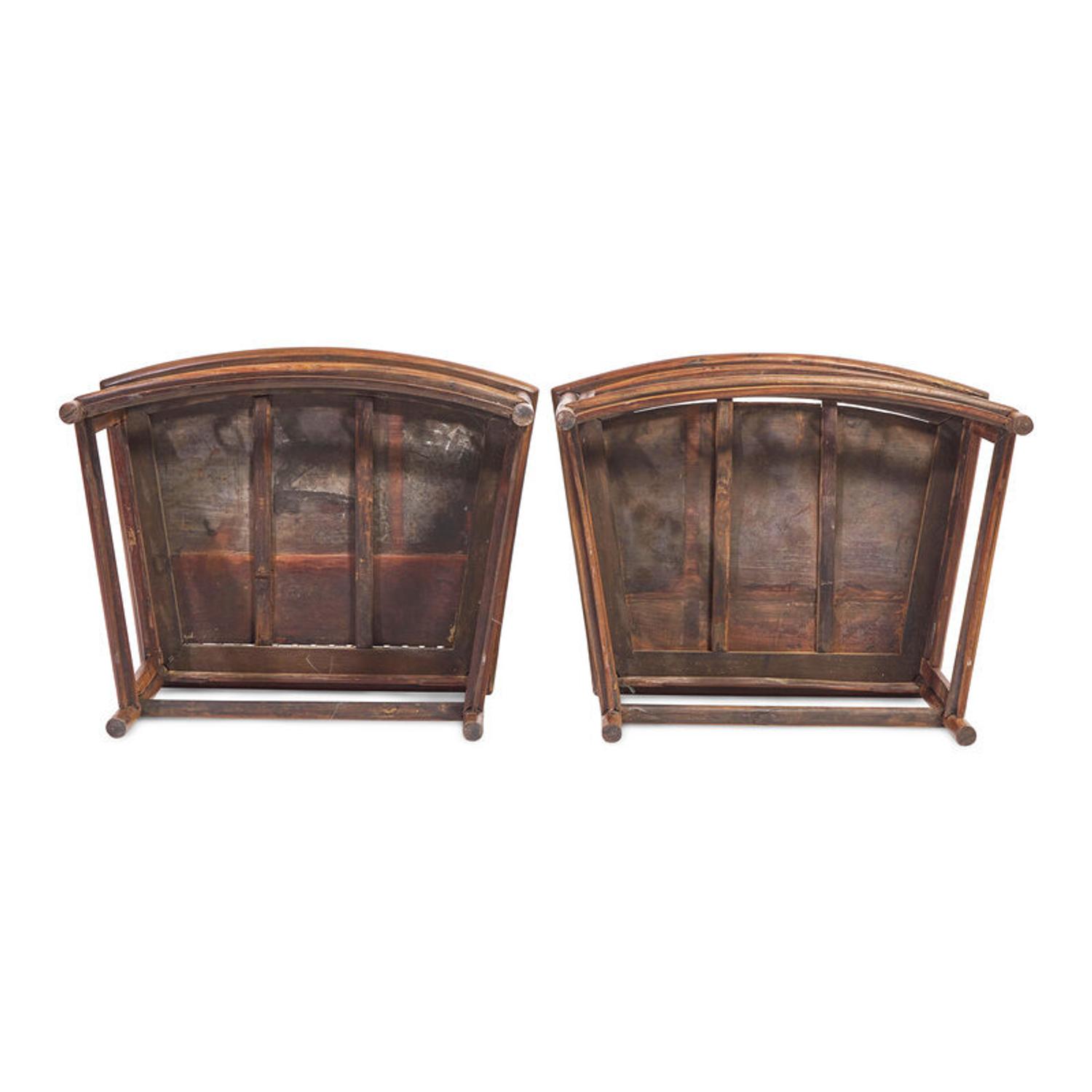 A Pair of Chinese Ming-Style Huanghuali and Mixed Wood Low Back Armchairs, Meiguiyi, 20th Century with Antique Elements 近代 黃花梨梳背式玫瑰椅一對