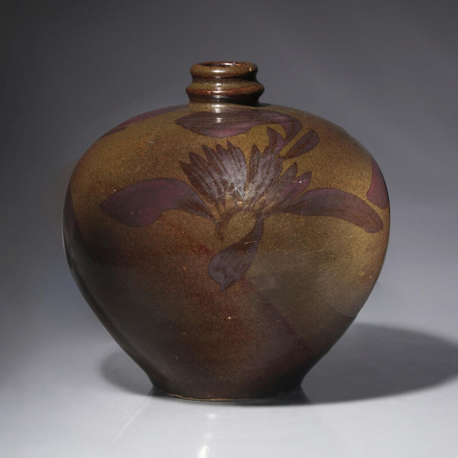 A Chinese Iron-Brown-Decorated Teadust-Glazed Vase, Jin Dynasty 金 茶葉末釉鐵鏽花紋小口瓶