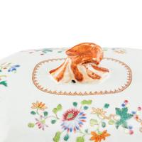 A Chinese Export Porcelain Covered Tureen