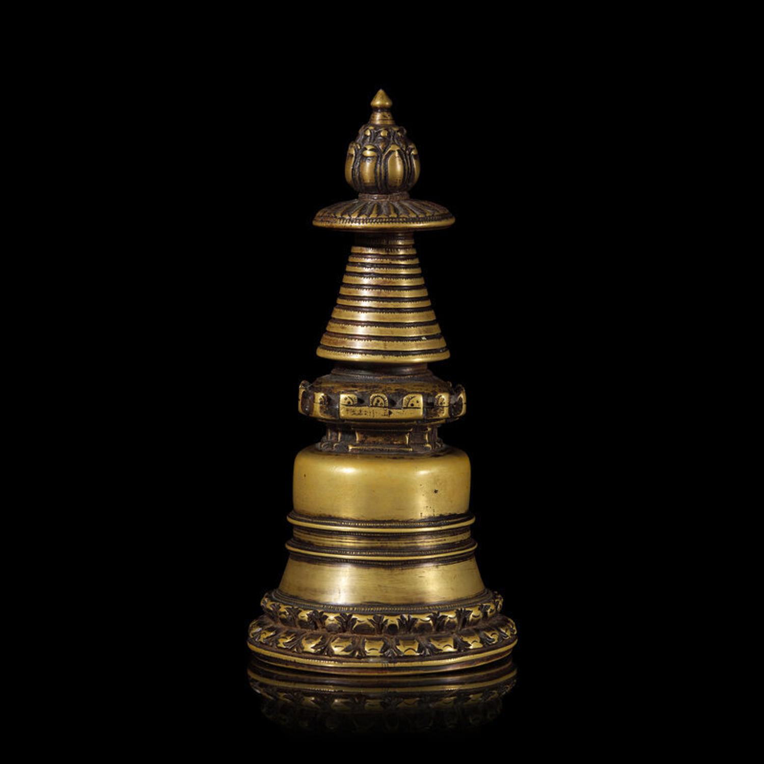 A Tibetan Bronze Model of a Stupa, 12th-14th Century 十二-十四世紀 銅舍利塔