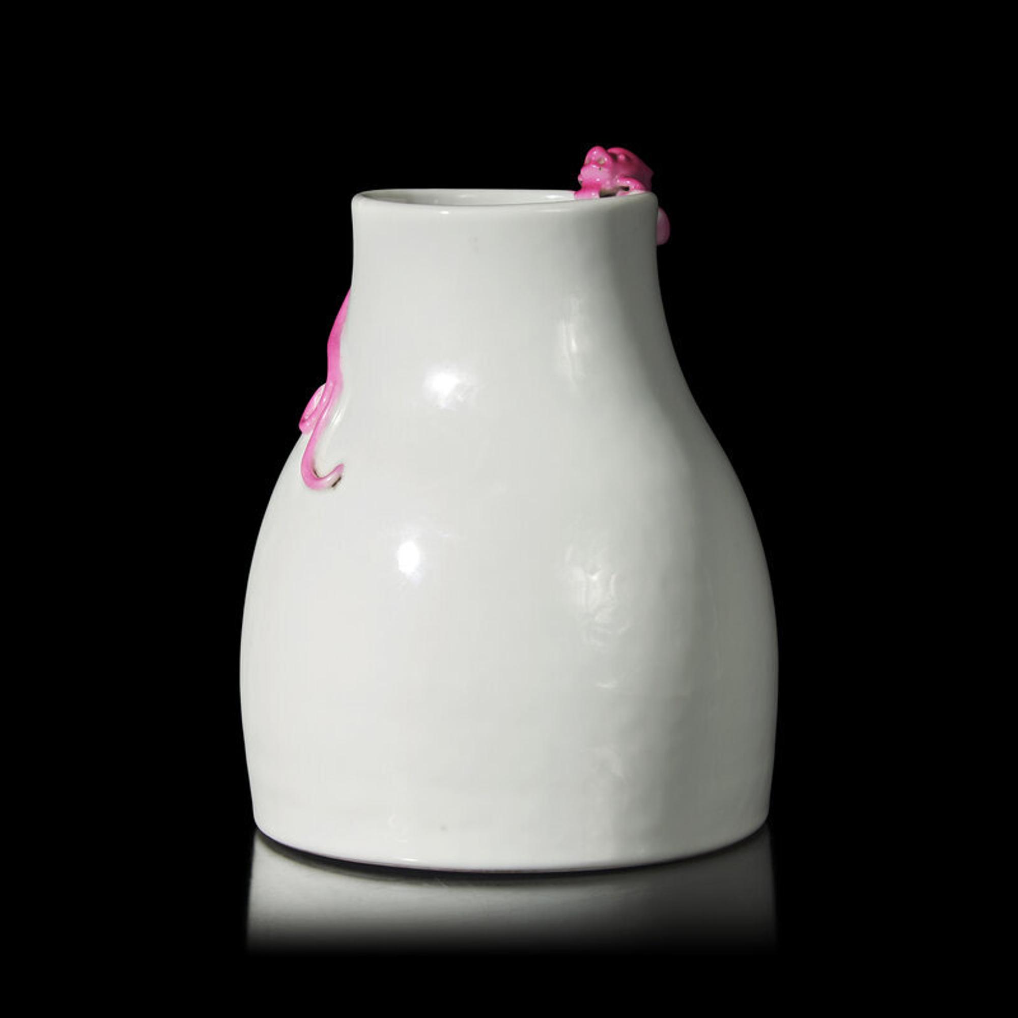 A Chinese Ruby Enameled White Glazed Porcelain 'Chilong' Vase, Possibly 18th Century 或清中期 “毓秀軒製”款白釉盤粉彩螭龍瓶