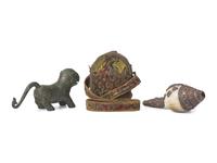 Three Tibetan and Asian Metal Items, 19th-20th Century 近代 藏嘎烏盒、法螺等三件