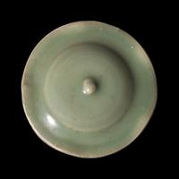 A Chinese Longquan Style Celadon Glazed Covered Jar 龍泉窯青釉蓋罐