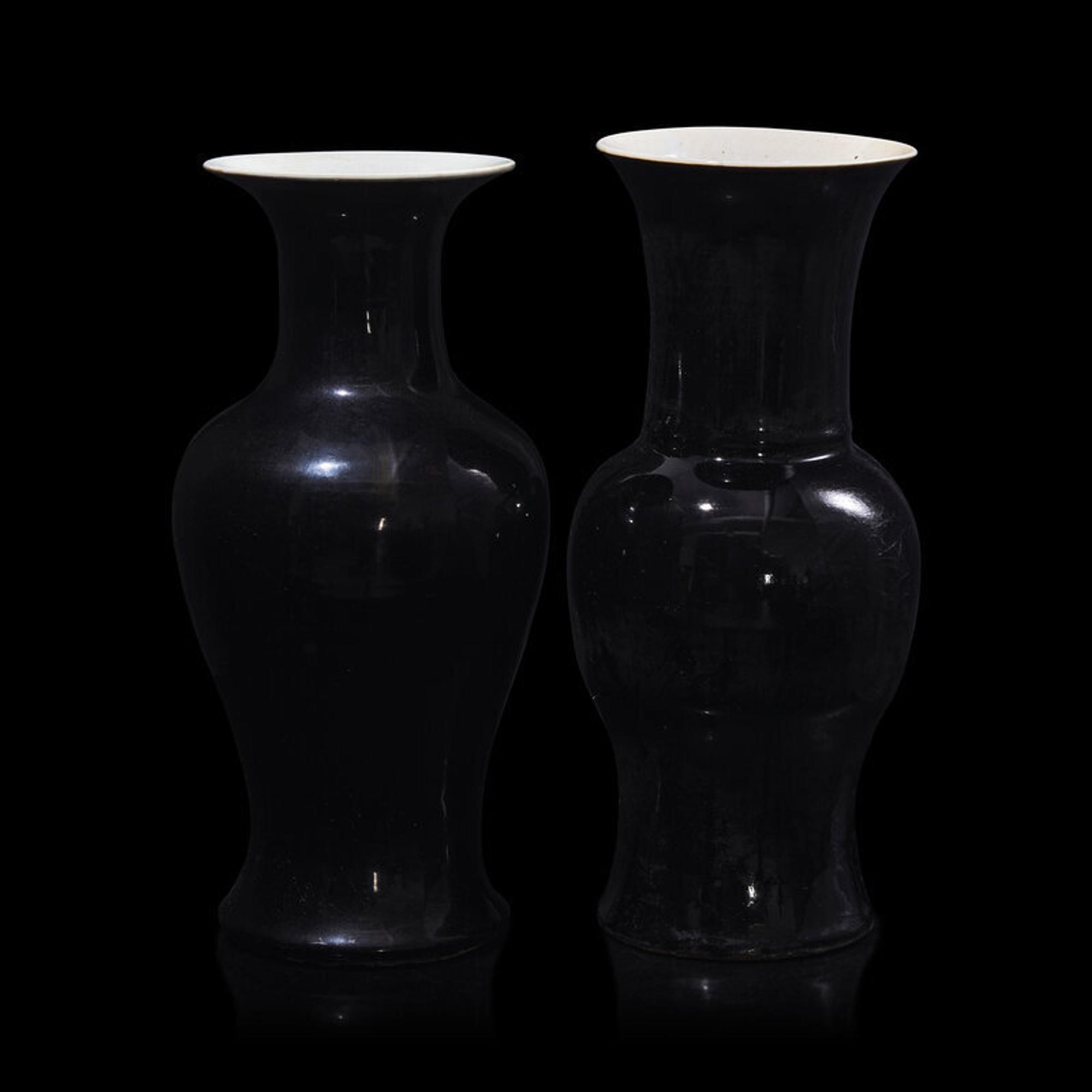 Two Chinese Mirror Black Glazed Porcelain Vases 黑釉鳳尾尊兩件